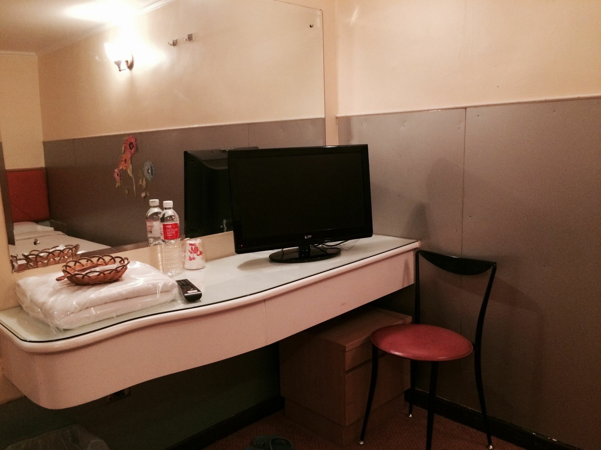 J Hotel Hongkong Zewnętrze zdjęcie